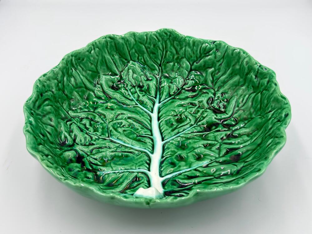 Vintage Bordallo Pinheiro Cabbage Leaf Bowl Pressed Frog Mark Portugal Majolica